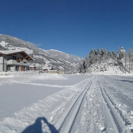 아파트 Zillertal 메이른호픈
